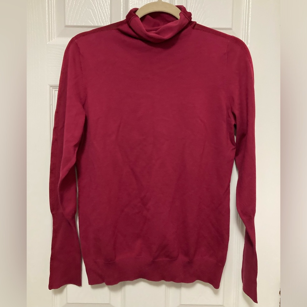 *Neiman Marcus Exclusive Vintage Wine Silk Blend Large Turtleneck Sweater #QB